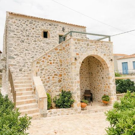 La Tore Di Montenegro Gythio Esterno foto